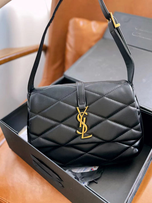 Y Le 57 Hobo Bag in Quilted Lambskin size: 27*20 cm