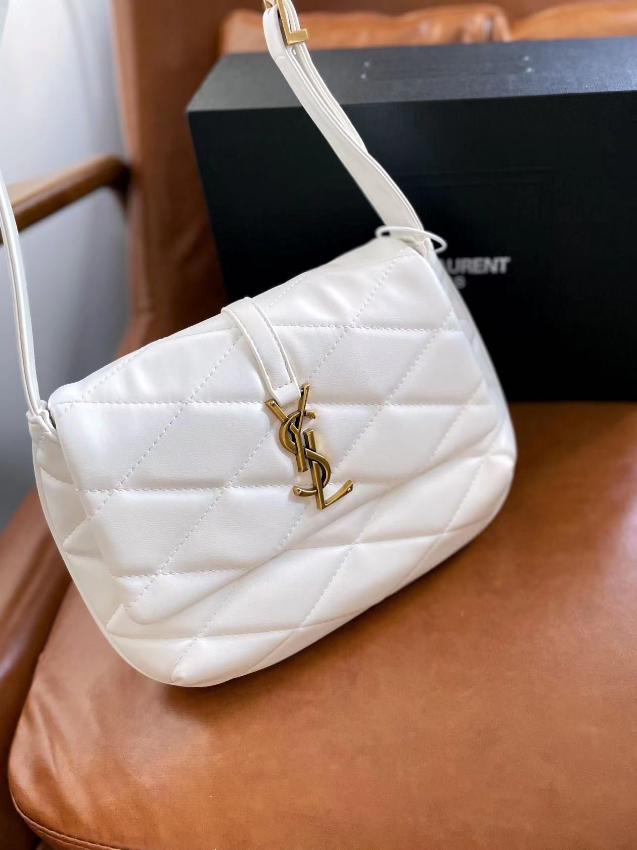 Y Le 57 Hobo Bag in Quilted Lambskin size: 27*20 cm