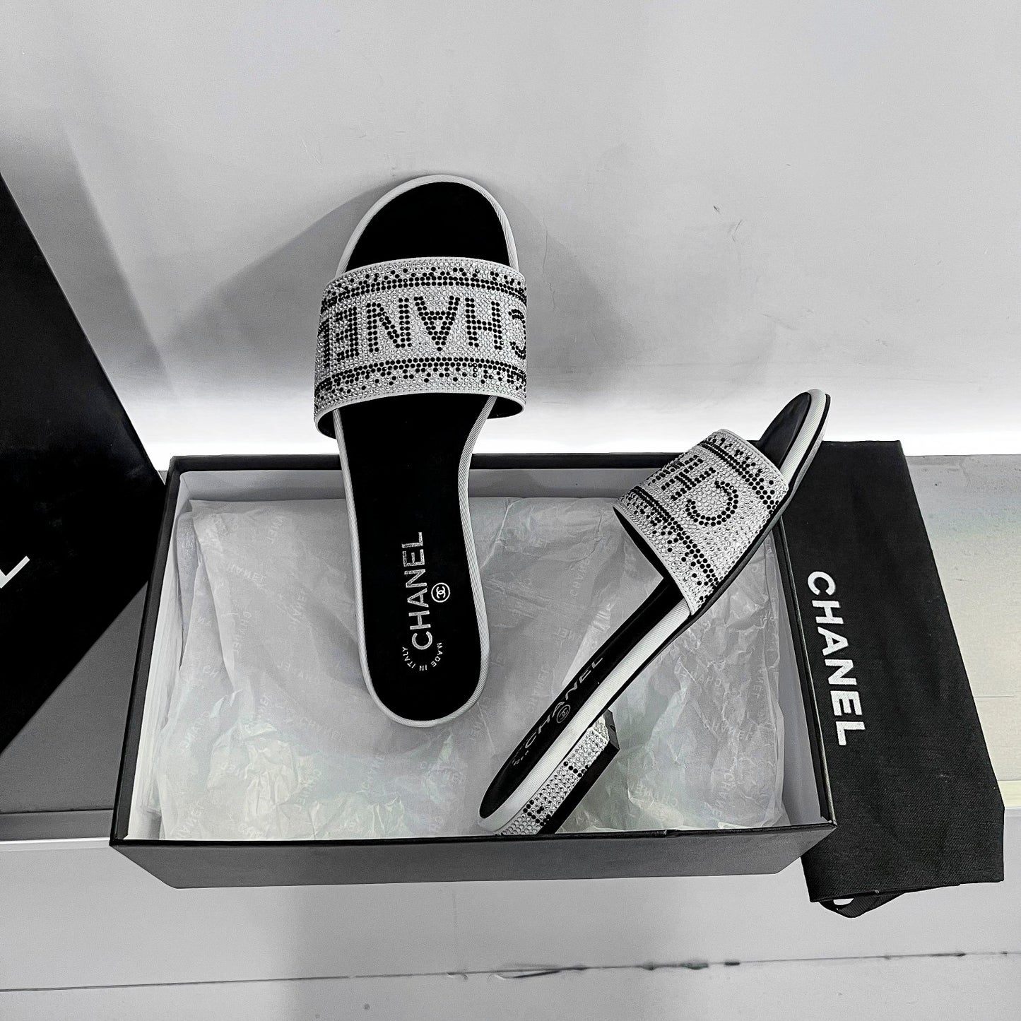 CC new arrival blingbling diamond slippers