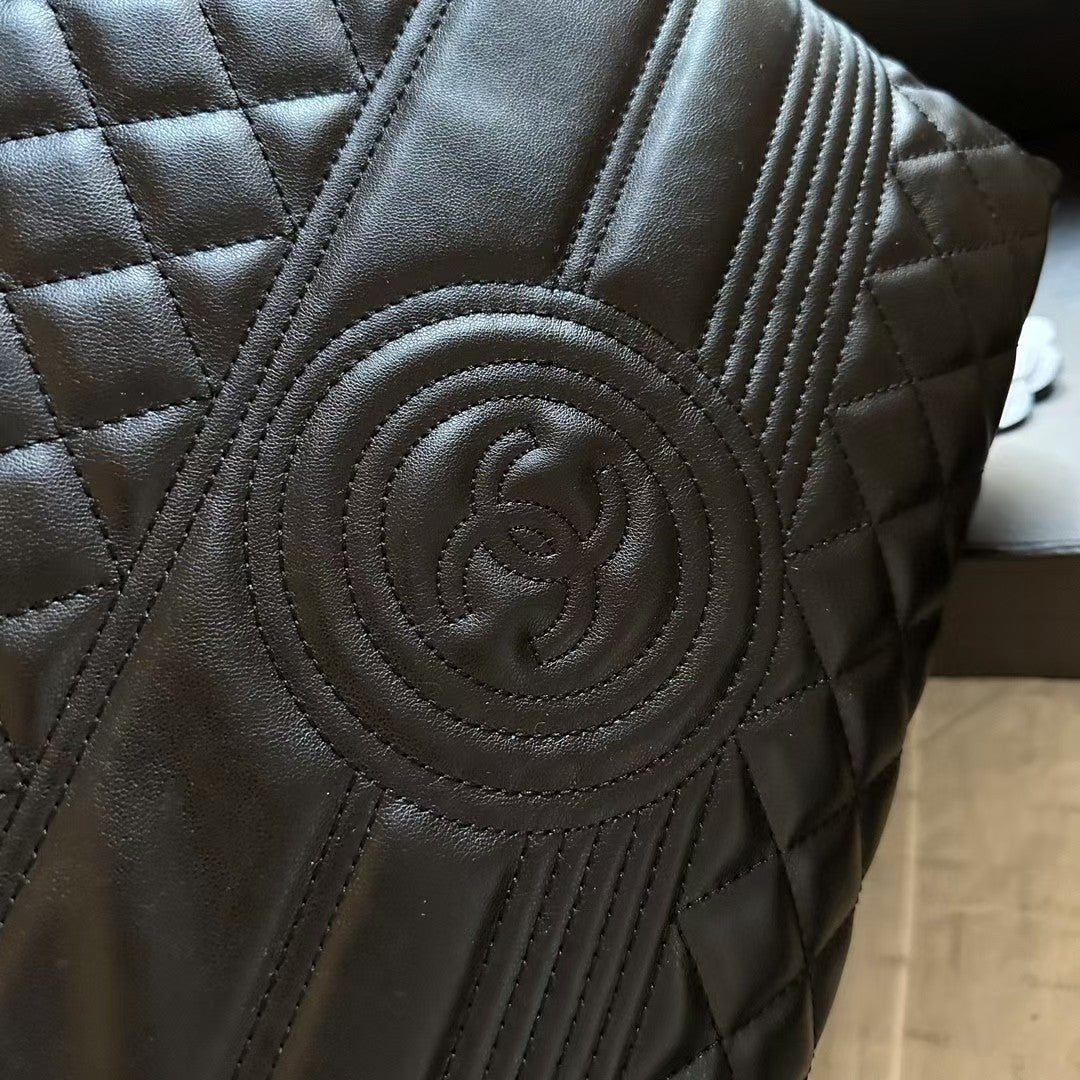 Cc new arrival tote bag size: 28 cm