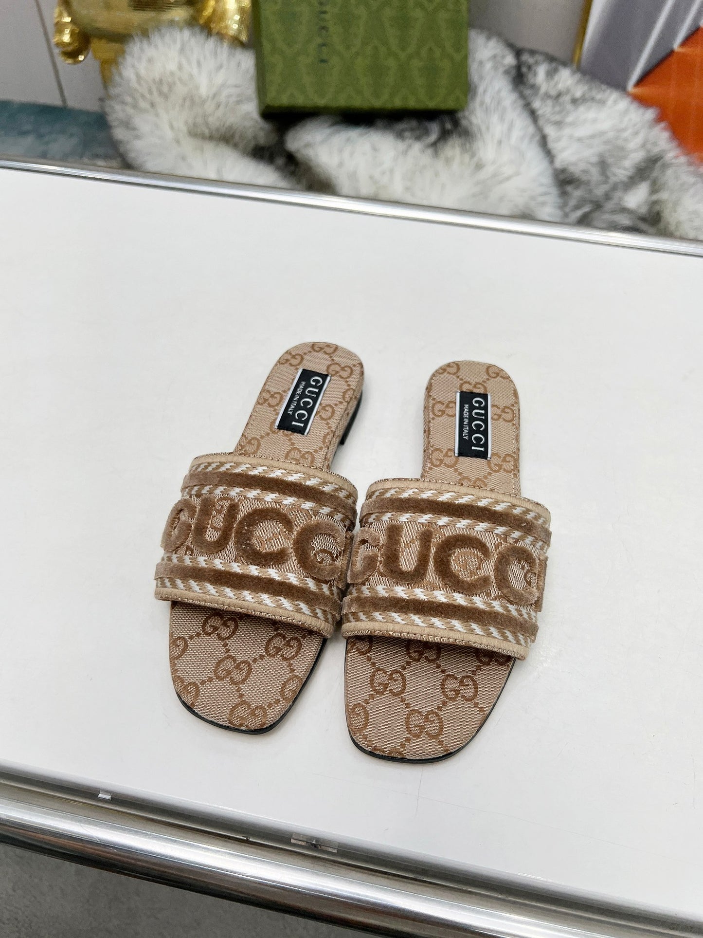 GG new arrival womne slippers 02