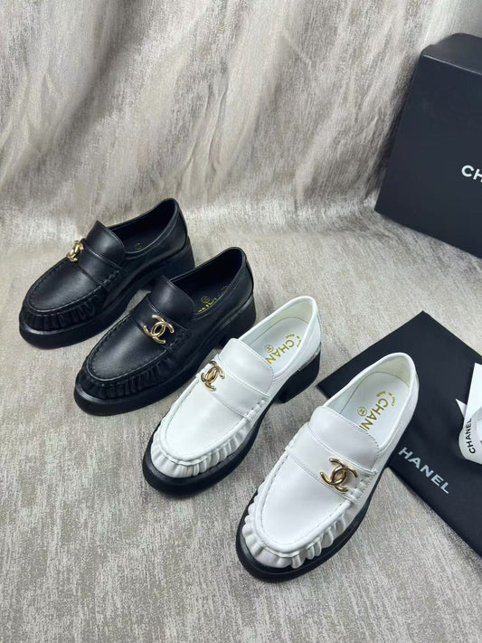 Louis new arrival 24ss women Loafers 005