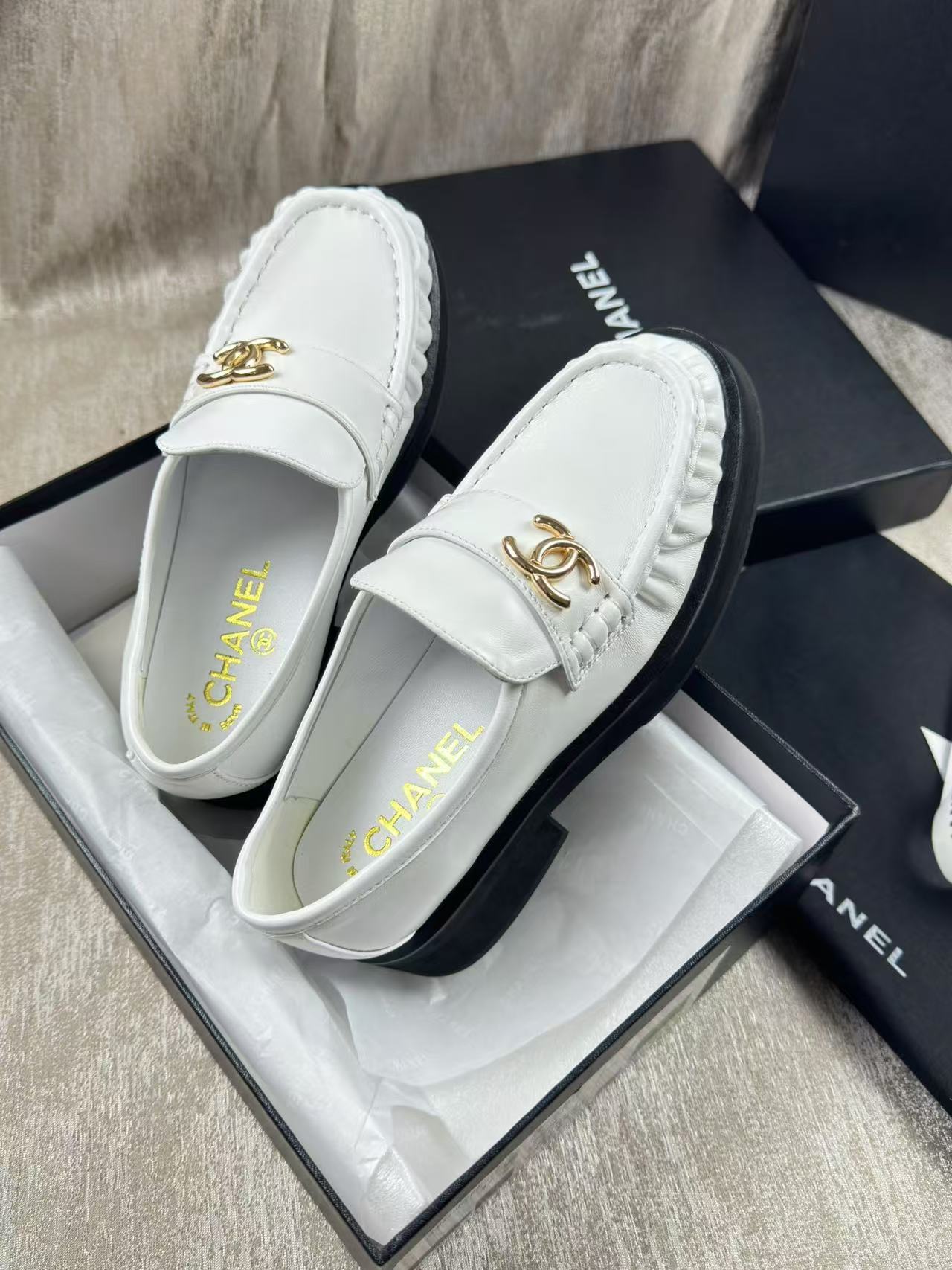 Louis new arrival 24ss women Loafers 005