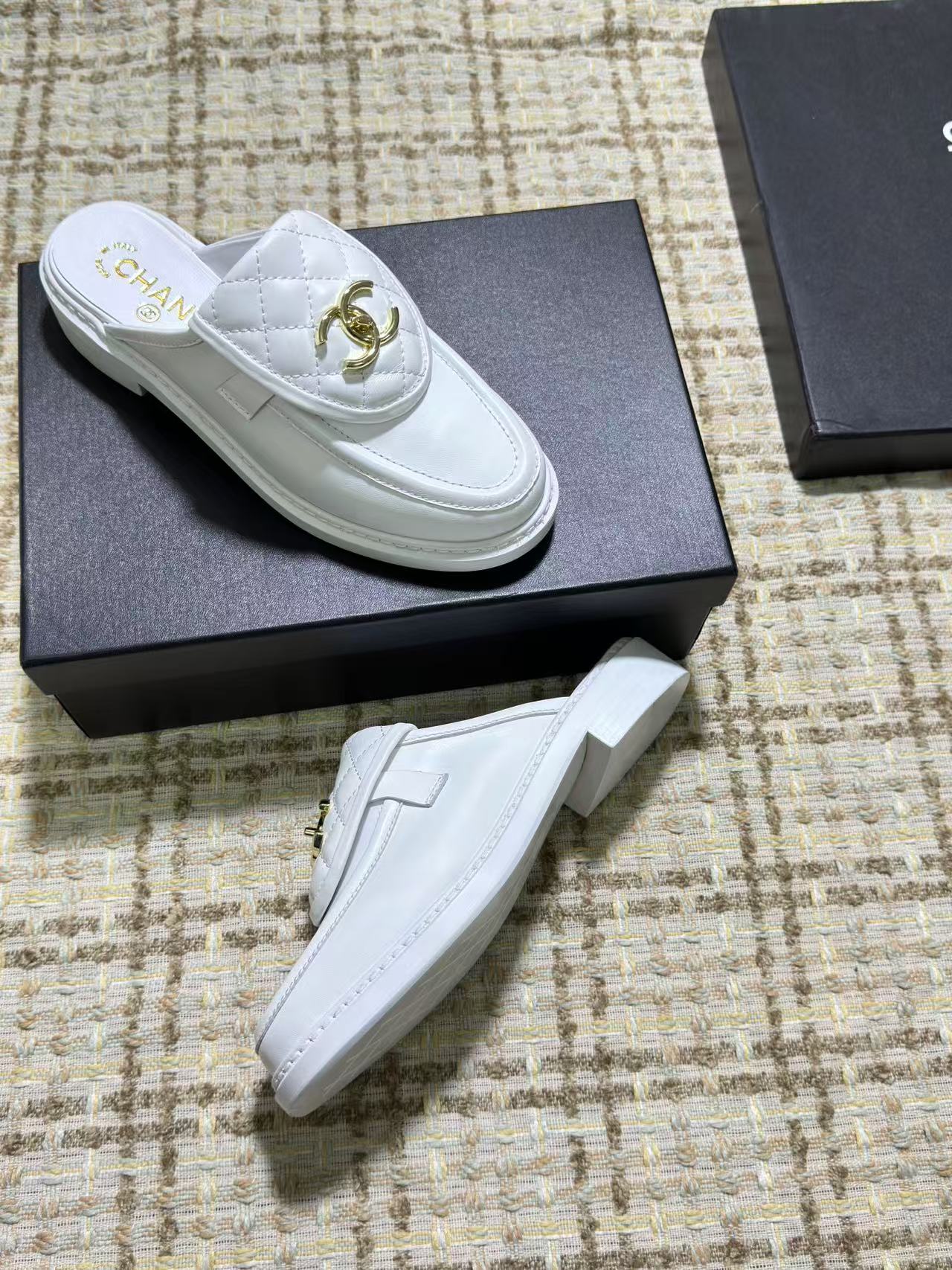 Cc new arrival 24ss women Loafers shoes