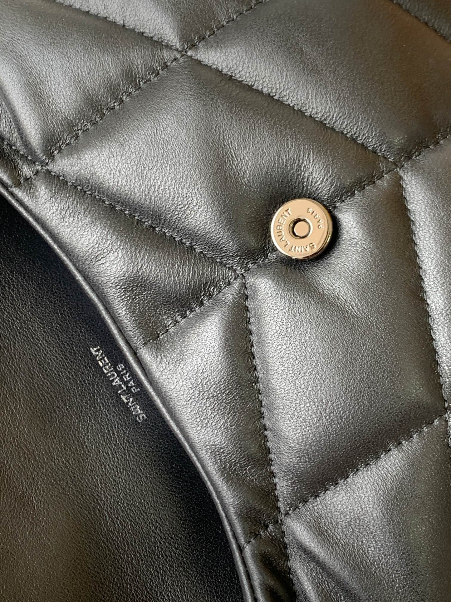 YSL Loulou Puffer Shoulder Bag, 23x15.5x5.8cm