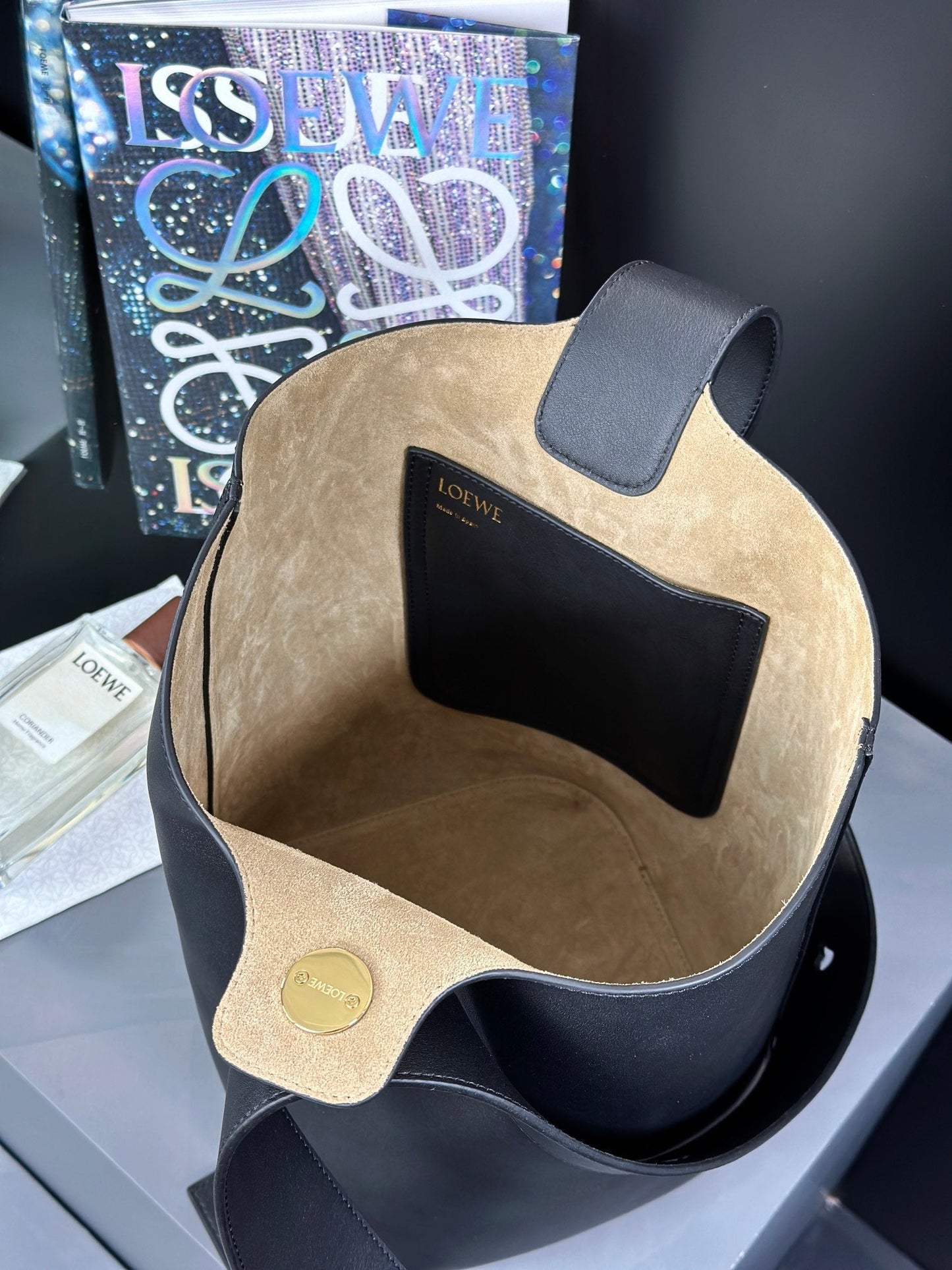 LOEWE 24SS Pebble Bucket Tote Bag, 24.5*23.5*28cm