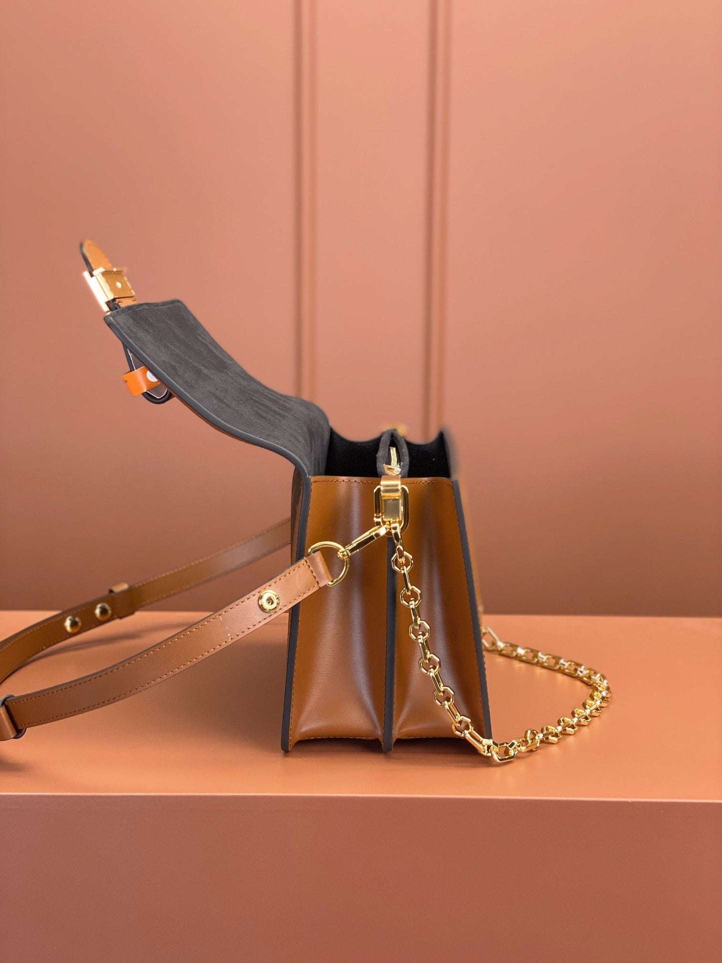 Louis Vuitton Dauphine Crossbody Bag M45958, 25x17x10.5cm