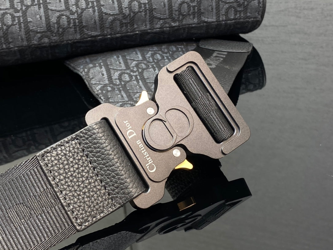 Dior Saddle Crossbody Bag Black 26x19x4.5cm