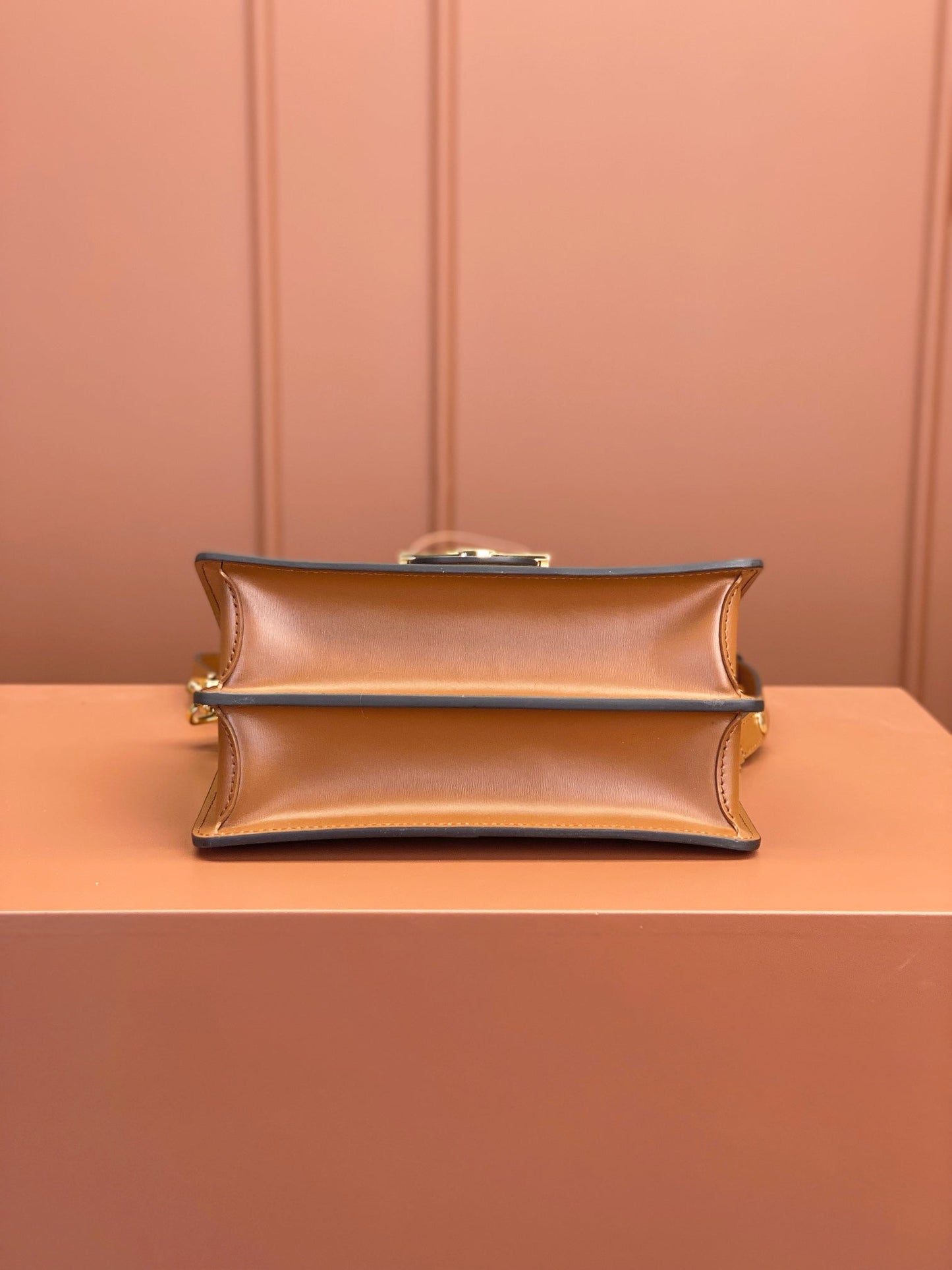 Louis Vuitton Dauphine Crossbody Bag M45958, 25x17x10.5cm