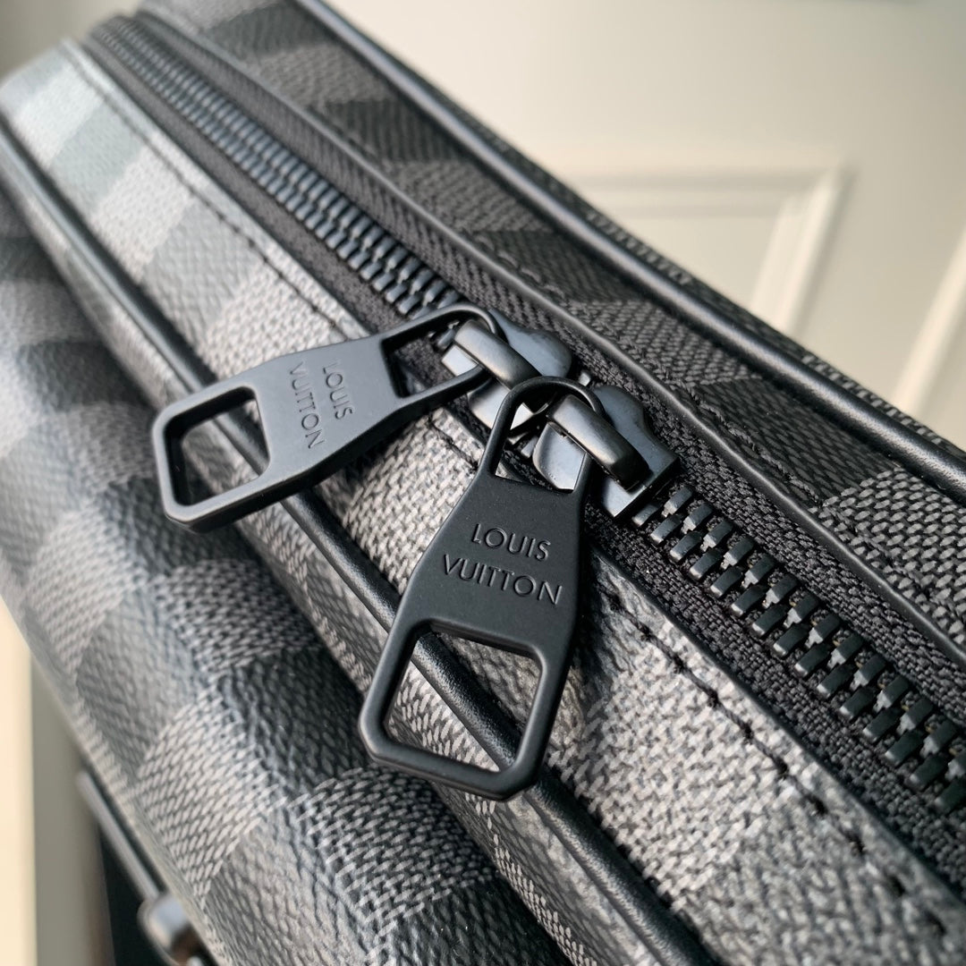 Louis Vuitton M46795 Steamer Bag 24x17x5cm Black