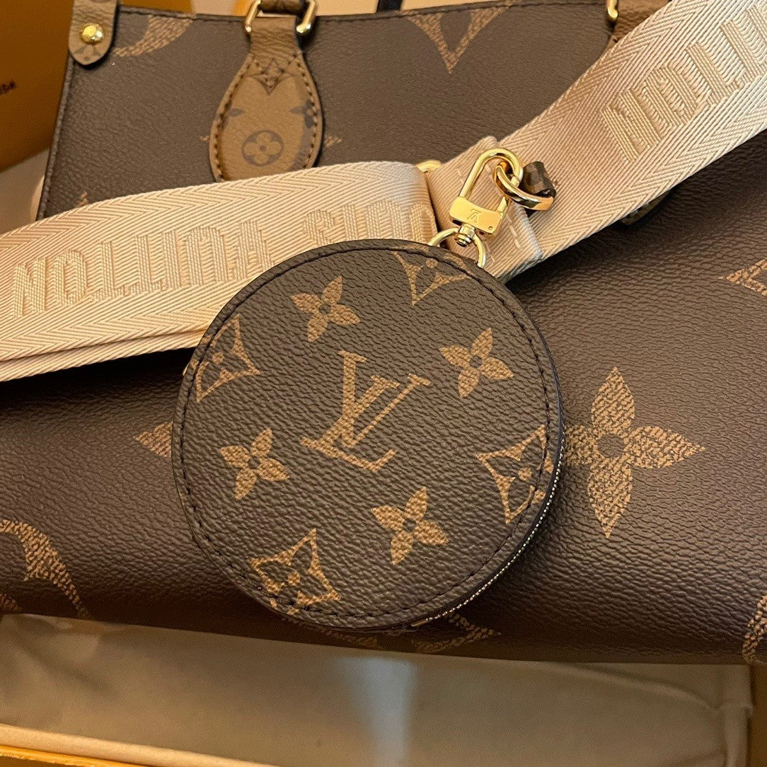 Louis Vuitton Monogram Reverse Handbag, 25*19*11.5 CM