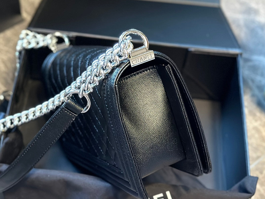 CC new arrival Leboy caviar leather size: 25 cm