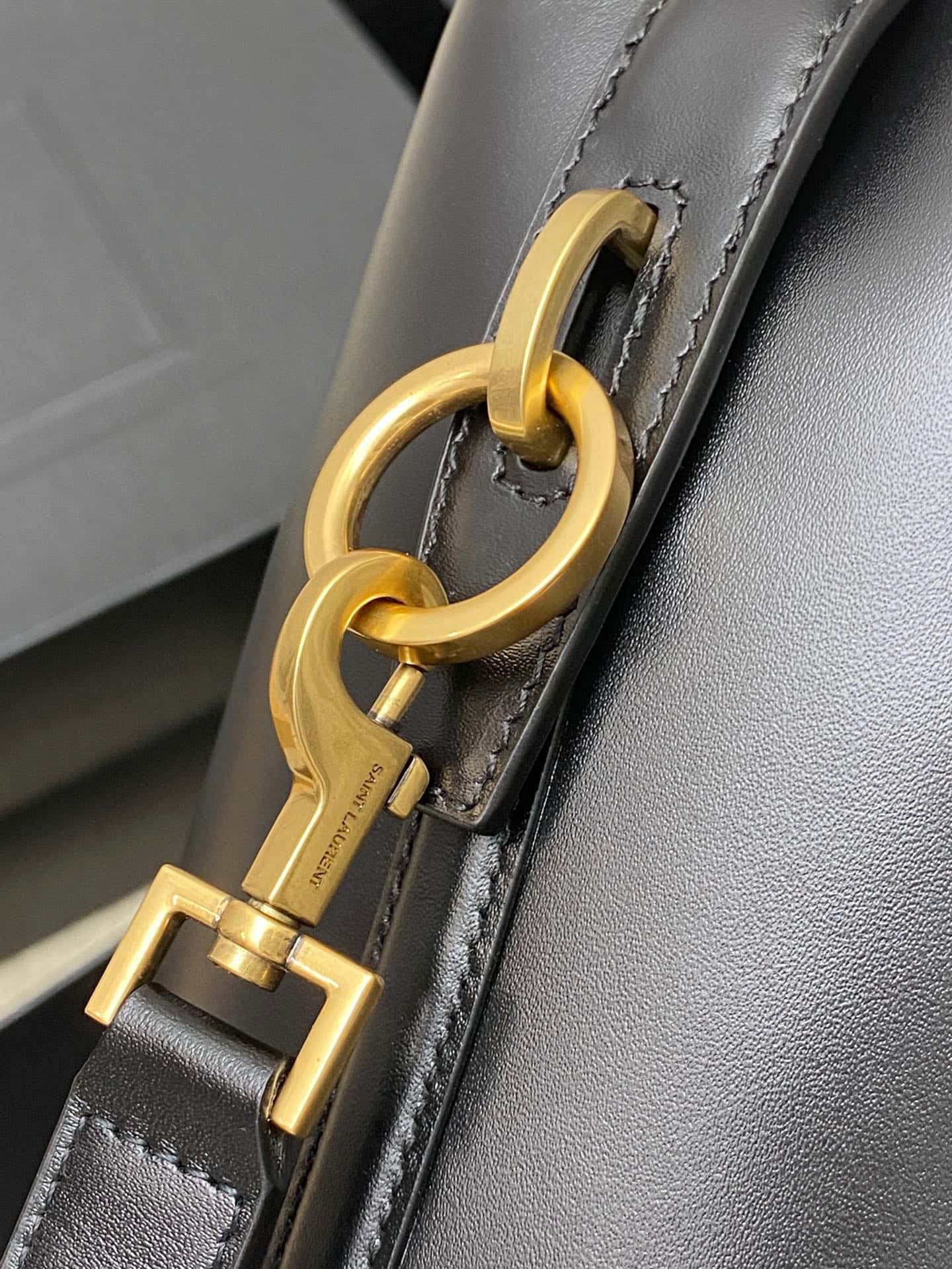 Louis Vuitton NEW WAVE MULTI-POCHETTE Handbag