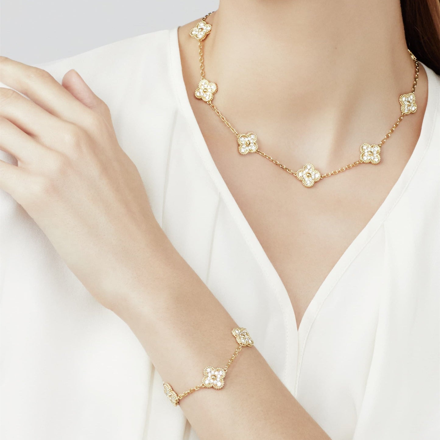 VAN CLEEF & ARPELS Vintage Alhambra Diamond Bracelet Gold