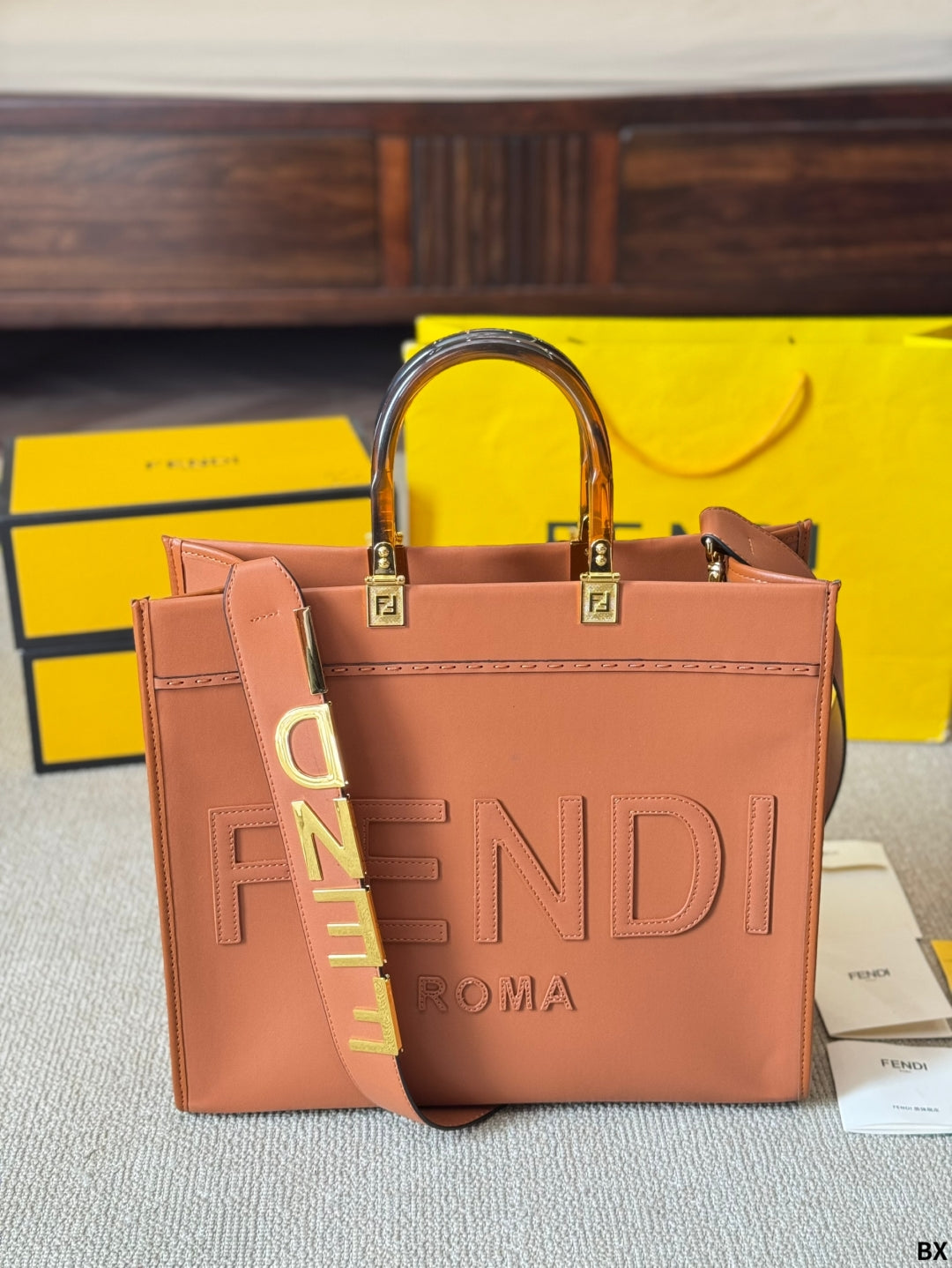 Fen new arrival peekabo tote bag size；35*30 cm