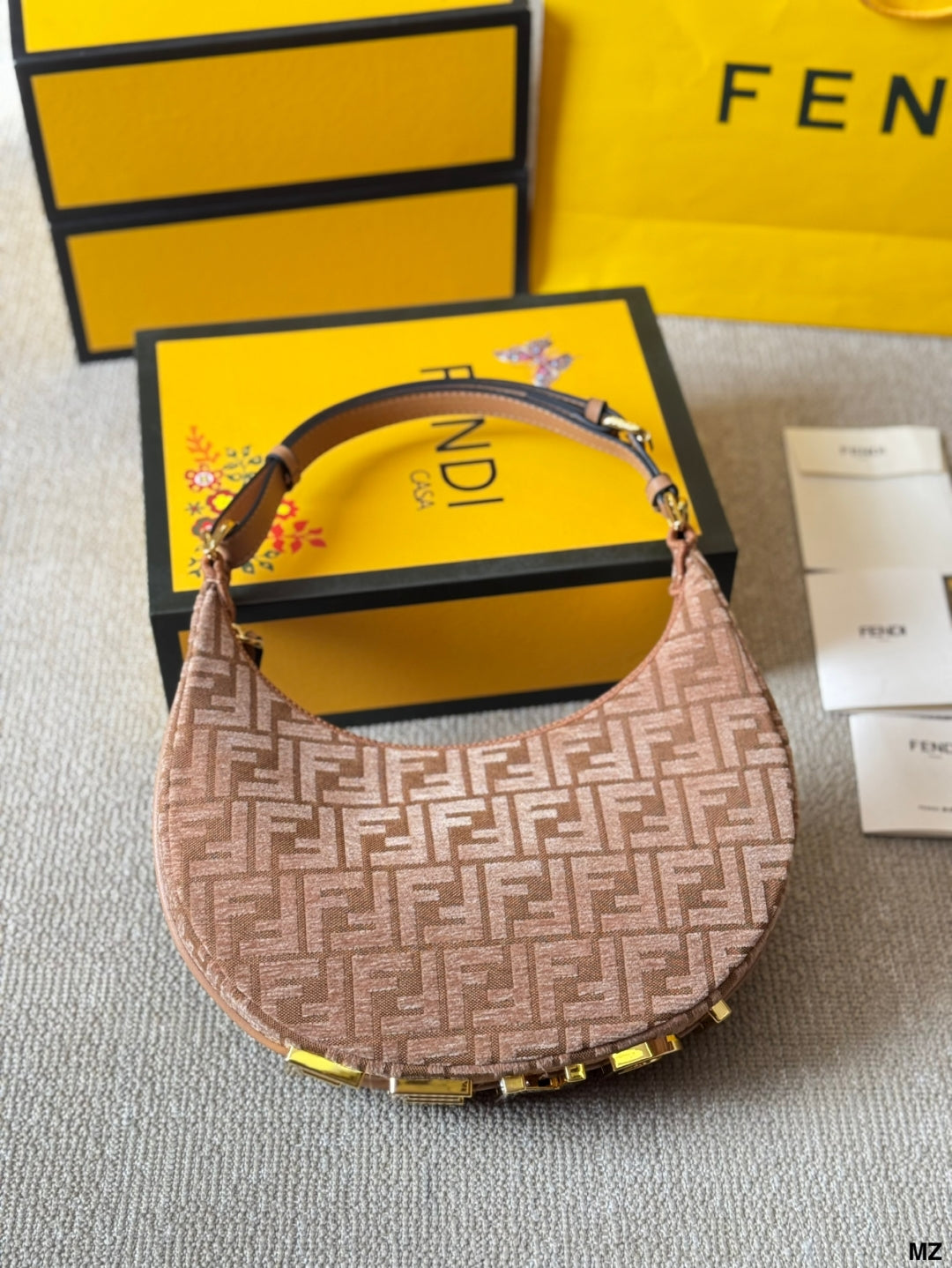 Fen 2025 new arrival graphy moon bag 002 size:30 * 16cm