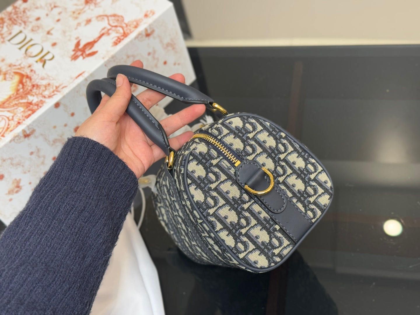 D new arrival Groove bag size: 20 cm