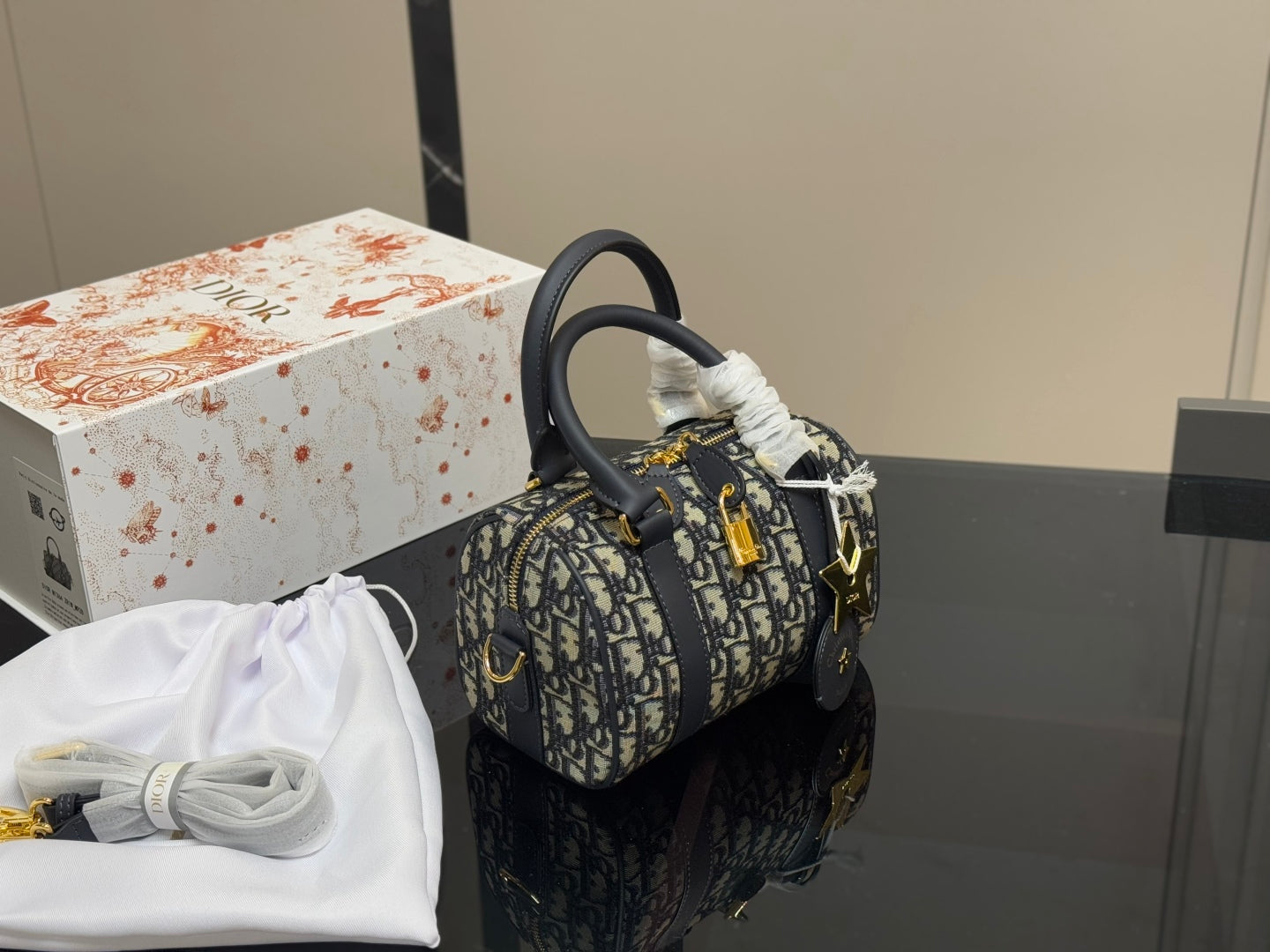 D new arrival Groove bag size: 20 cm