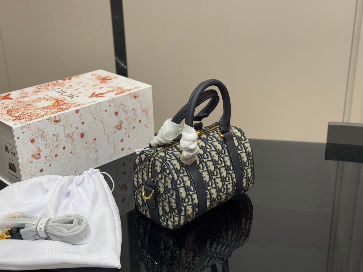 D new arrival Groove bag size: 20 cm