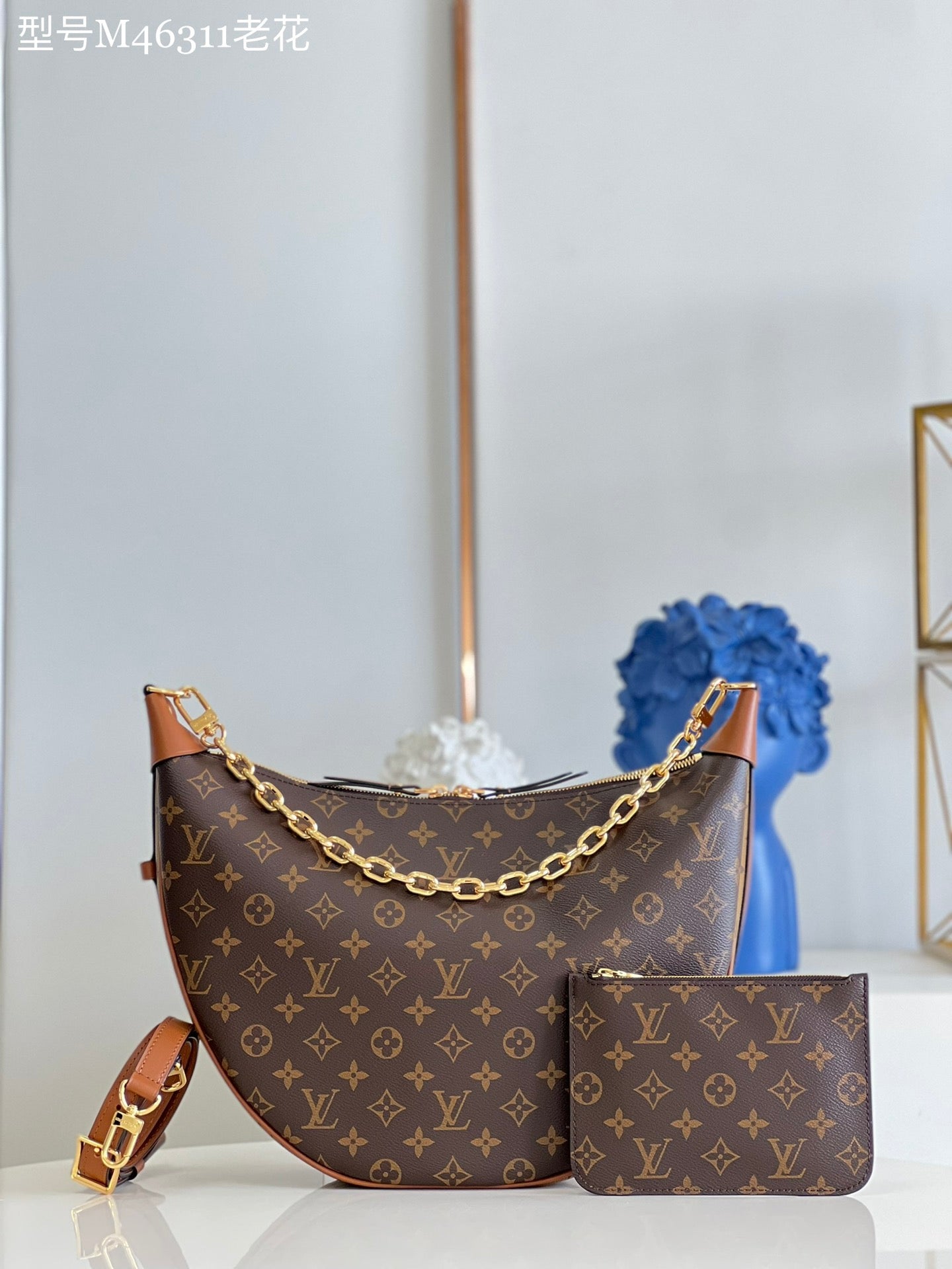 Louis Vuitton Loop Shoulderbag M46311, 38×30×10cm