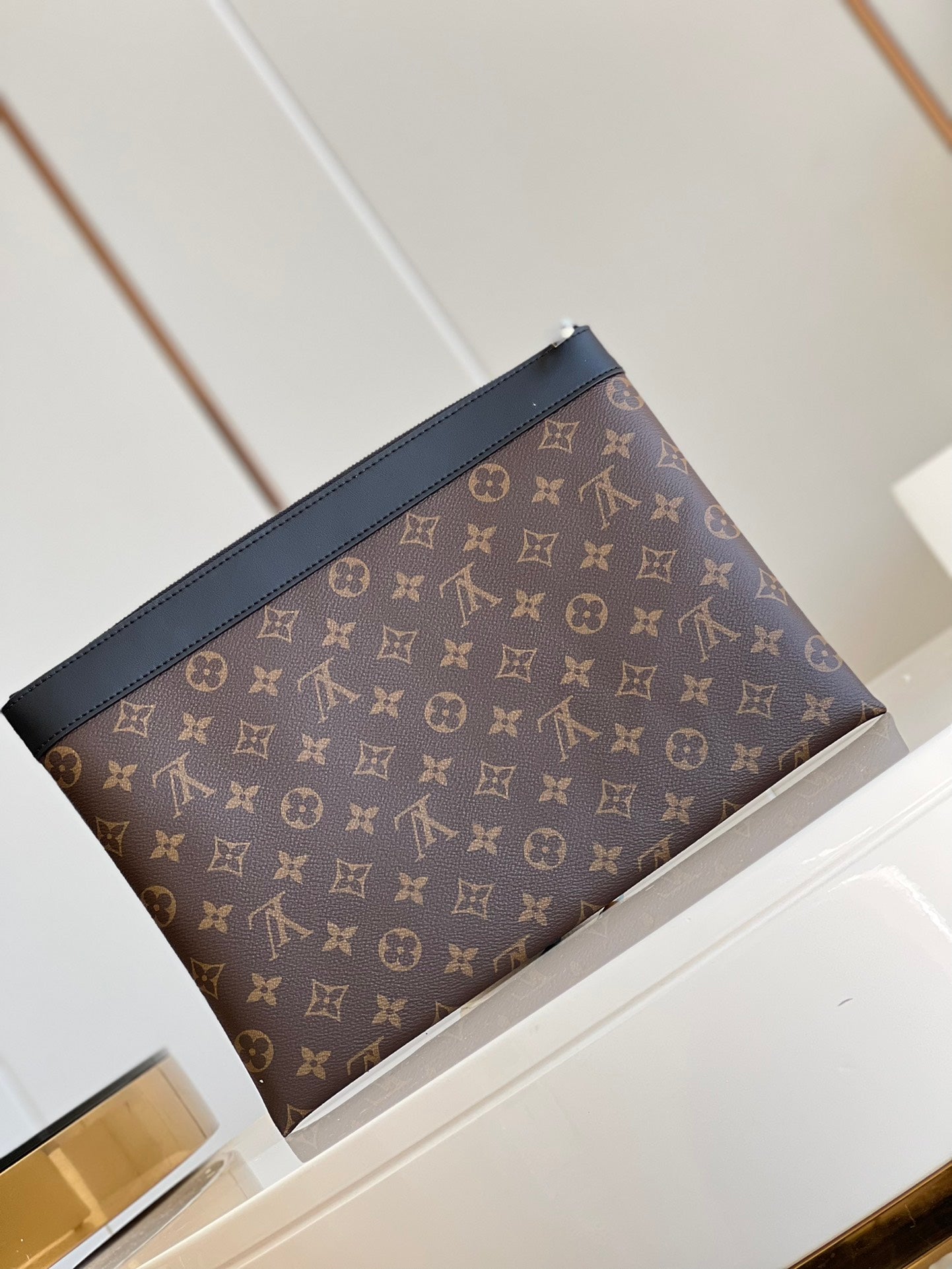 Louis Vuitton Classic Print Bag M62291 Brown, 34 x 25 x 2 CM