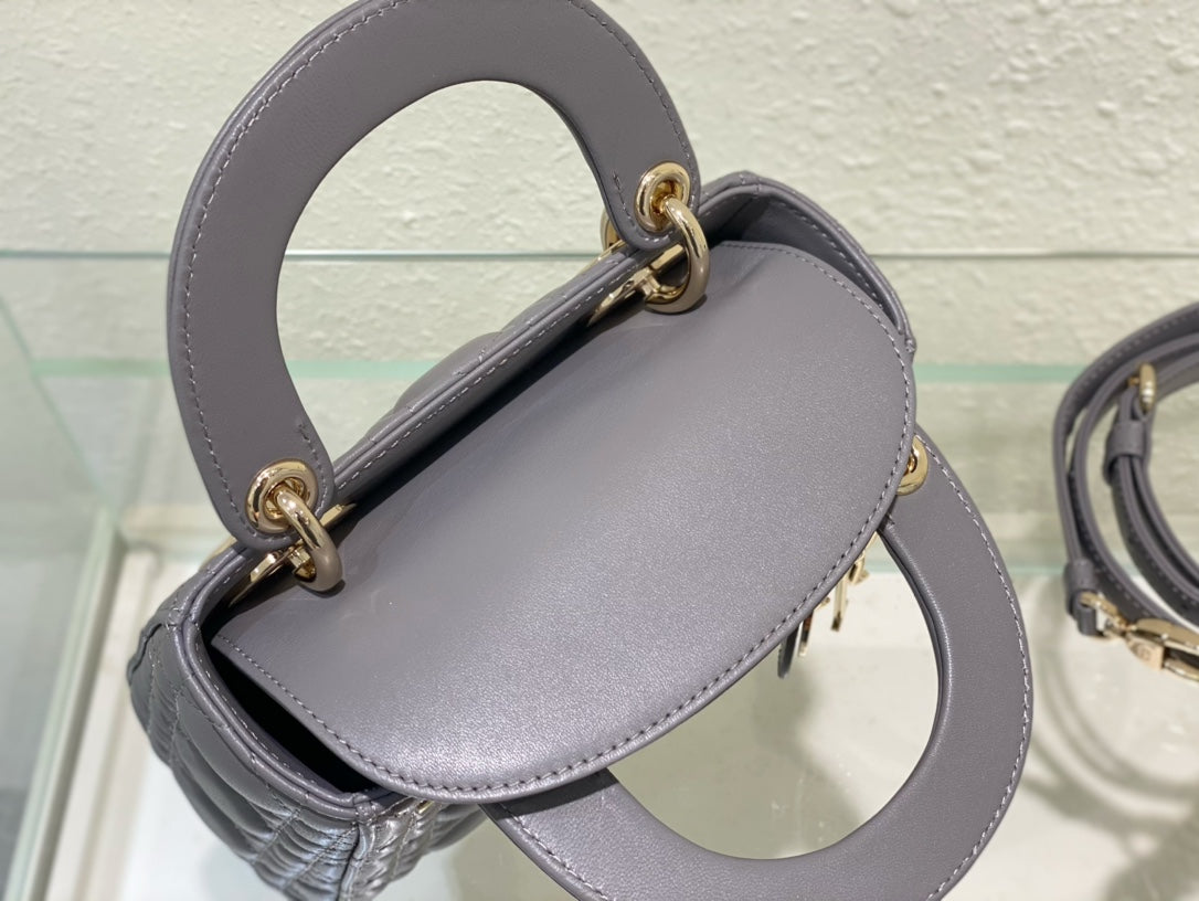 Lady Dior Bag Latte Cannage Lambskin Bag Grey 17x15x7cm