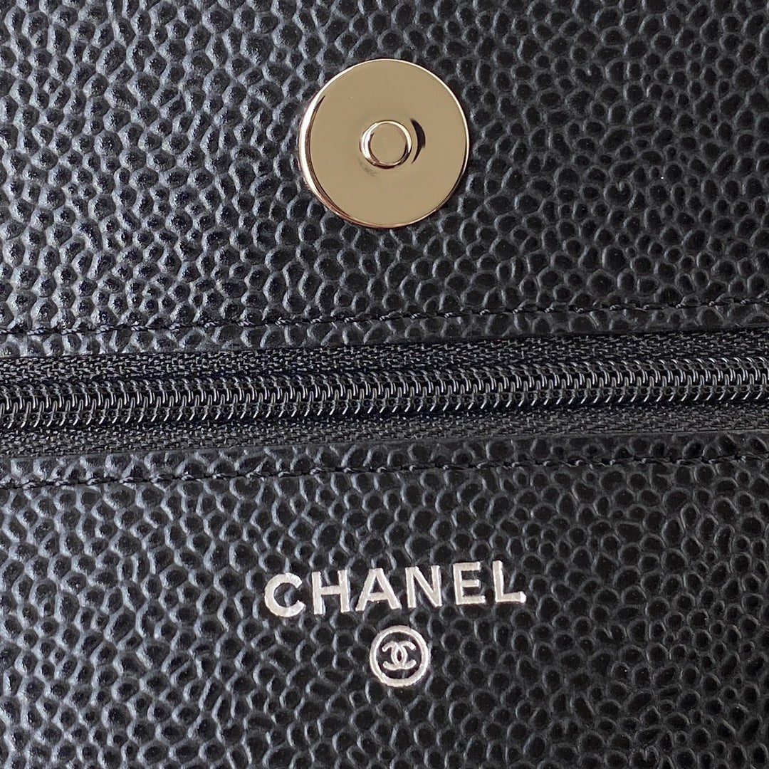 Chanel Woc caviar Silver hardware bag