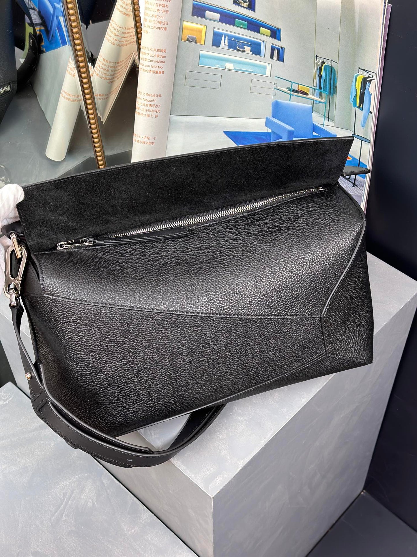 LOEWE Puzzle EdgeTote Bag, 37*19*23CM