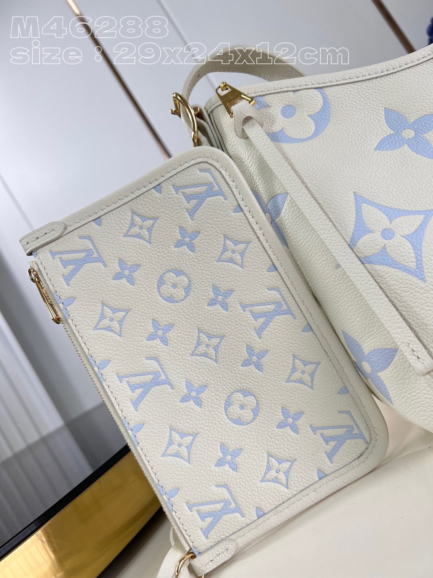 Louis Vuitton Carryall Monogram Empreinte Bag White M46288, 29 x 24 x 12CM