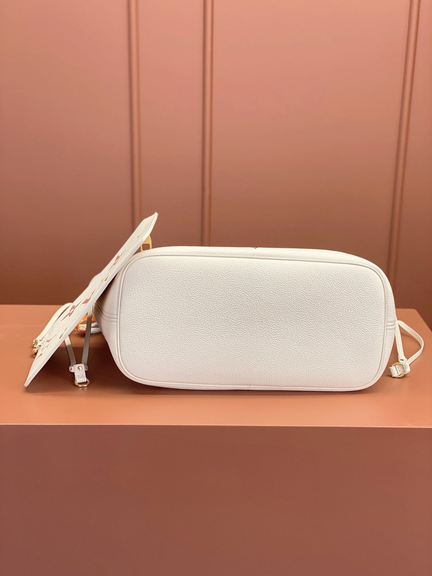 Louis Vuitton LV M21579 Neverfull MM Bag 31x28x14cm White