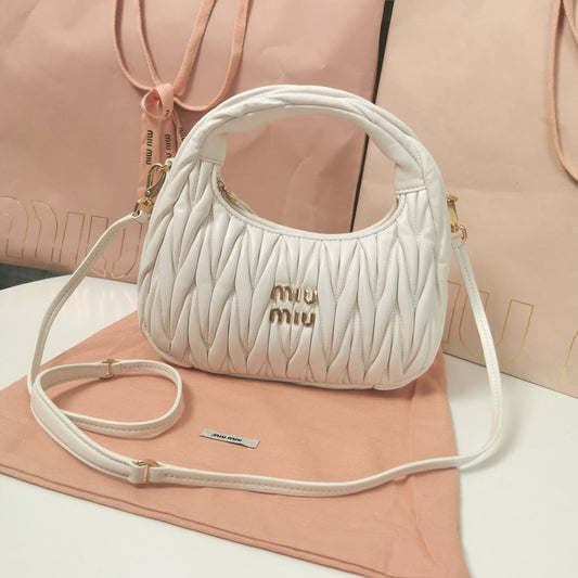 MiuMiu Wander Matelasse Handbag Purse 5BC125 White, 20 X 17 X 6 CM
