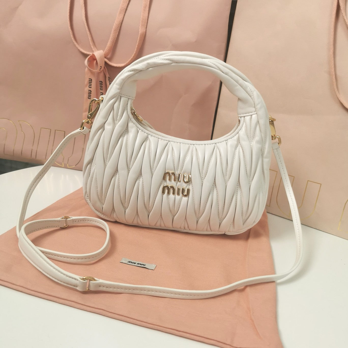 MiuMiu Wander Matelasse Handbag Purse 5BC125 White, 20 X 17 X 6 CM