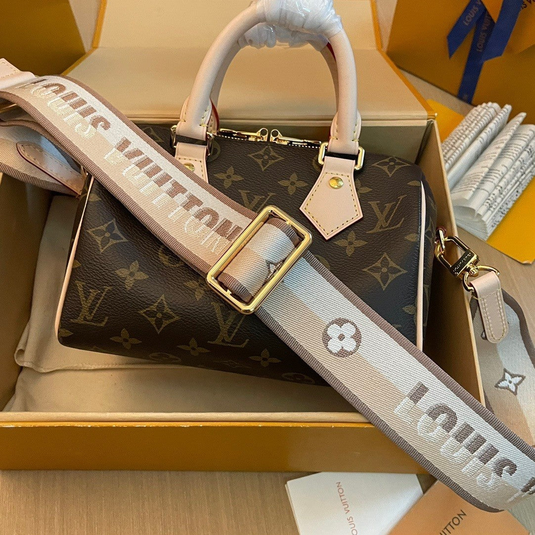 Louis Vuitton Speed 20 Monogram Handbag, 20.5*13.5*12 CM