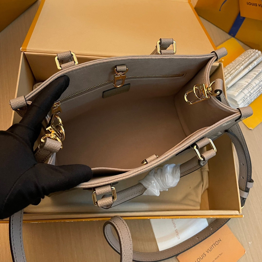 Louis Vuitton Sac Plat Giant Bicolor Monogram Handbag M45654, 25*19*11.5 CM