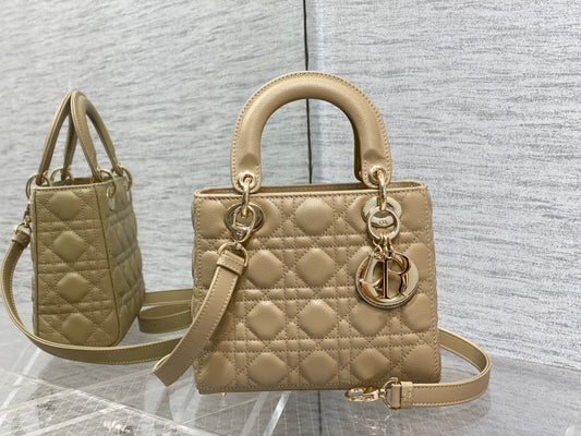 DIOR LADY 20CM BEIGE