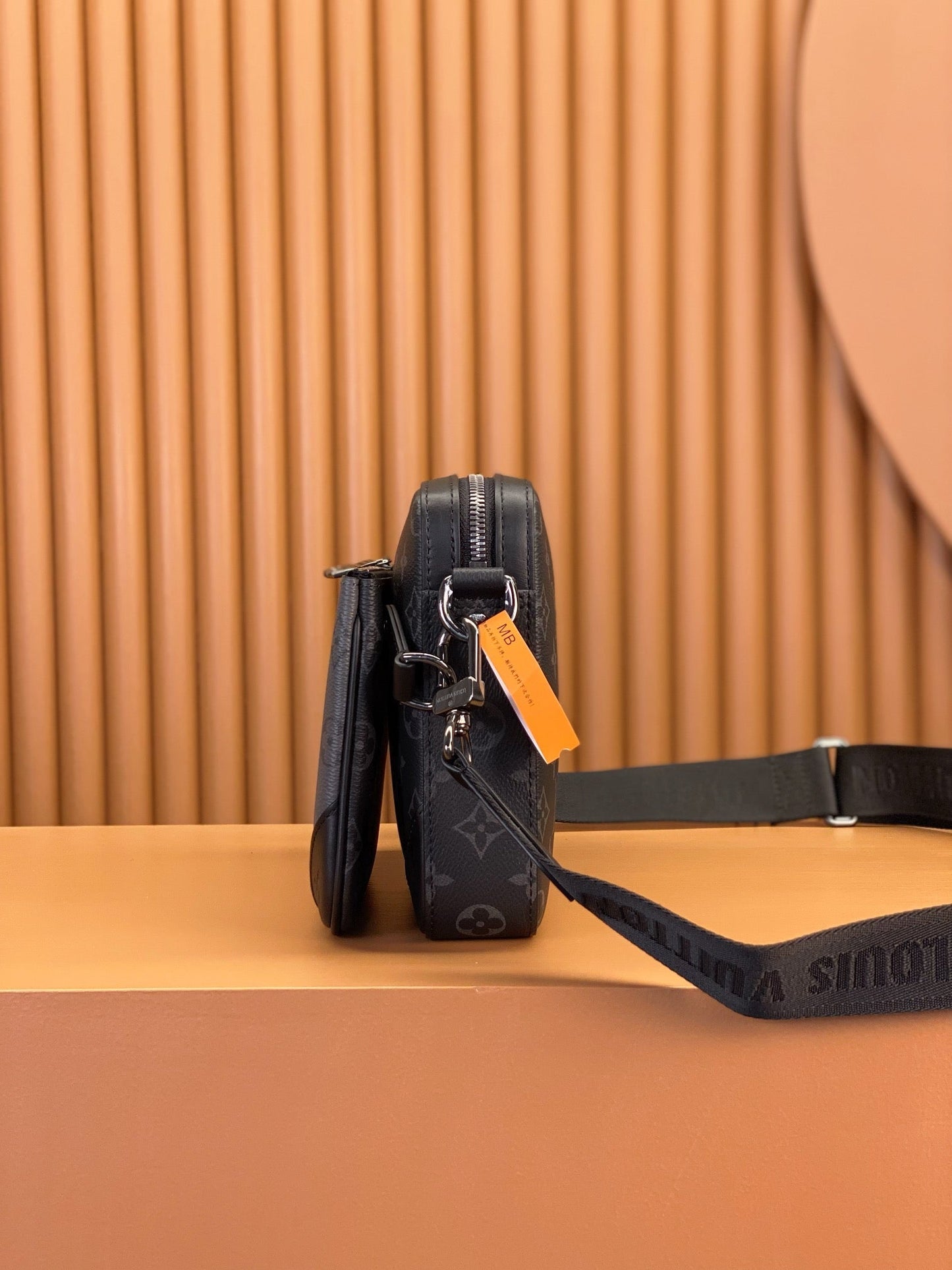 Louis Vuitton Trio Messenger Bag 25x18.5x7cm