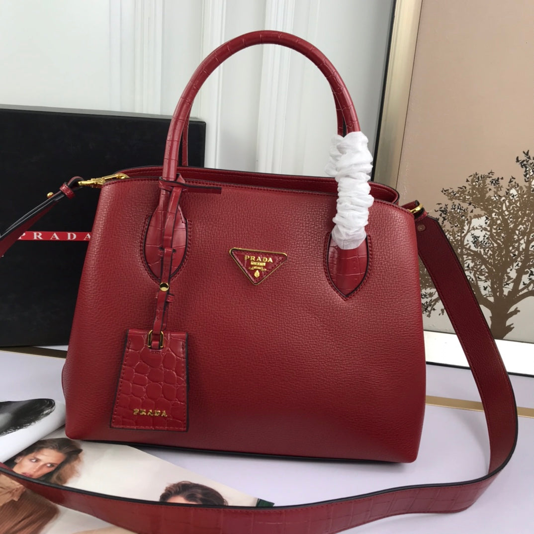 Pra new arrival bag 66153  size: 30*24*14 cm