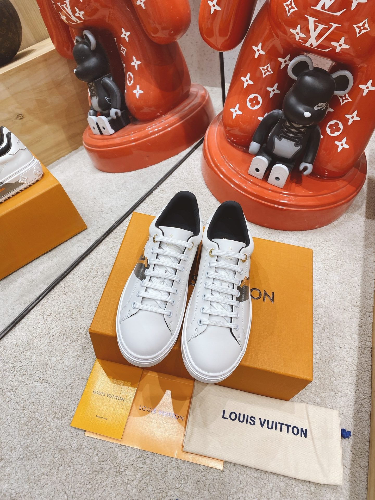 Louis new arrival Time Out women sneakers 03