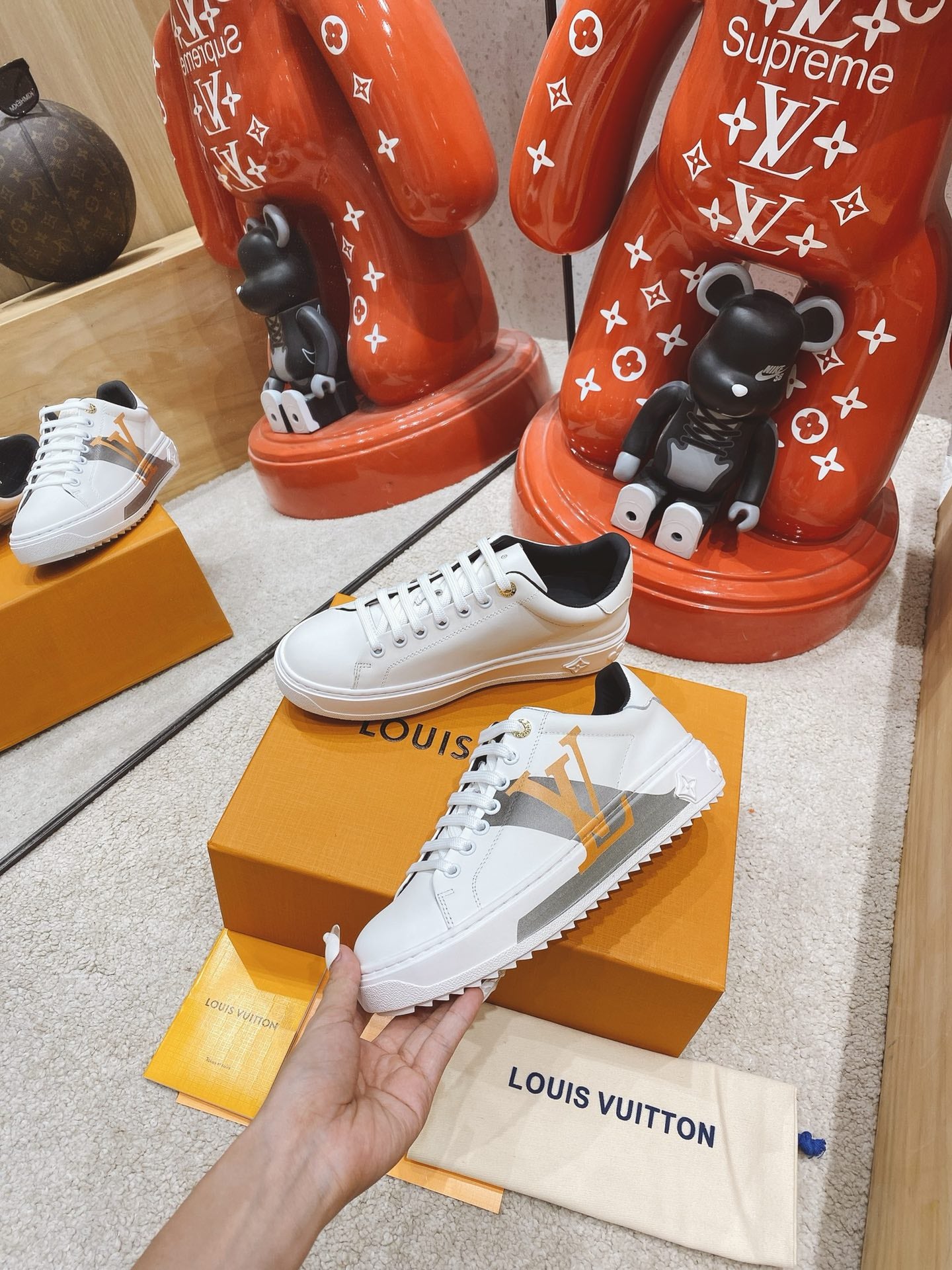 Louis new arrival Time Out women sneakers 03