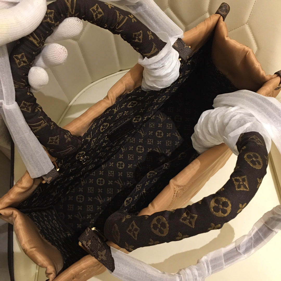 Louis new arrival winter onthego bag