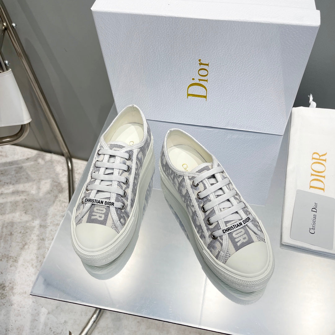 D new arrival women sneakers 02