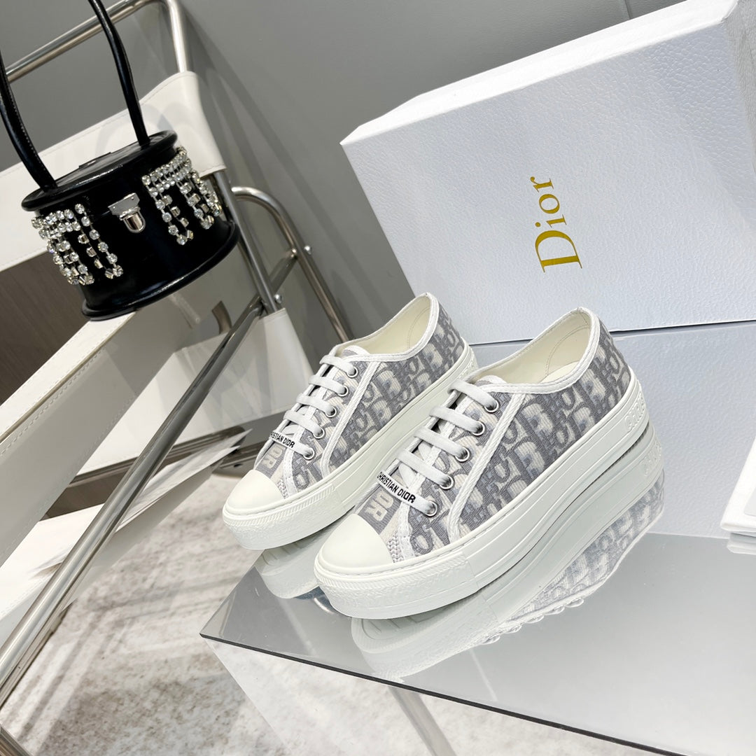 D new arrival women sneakers 02
