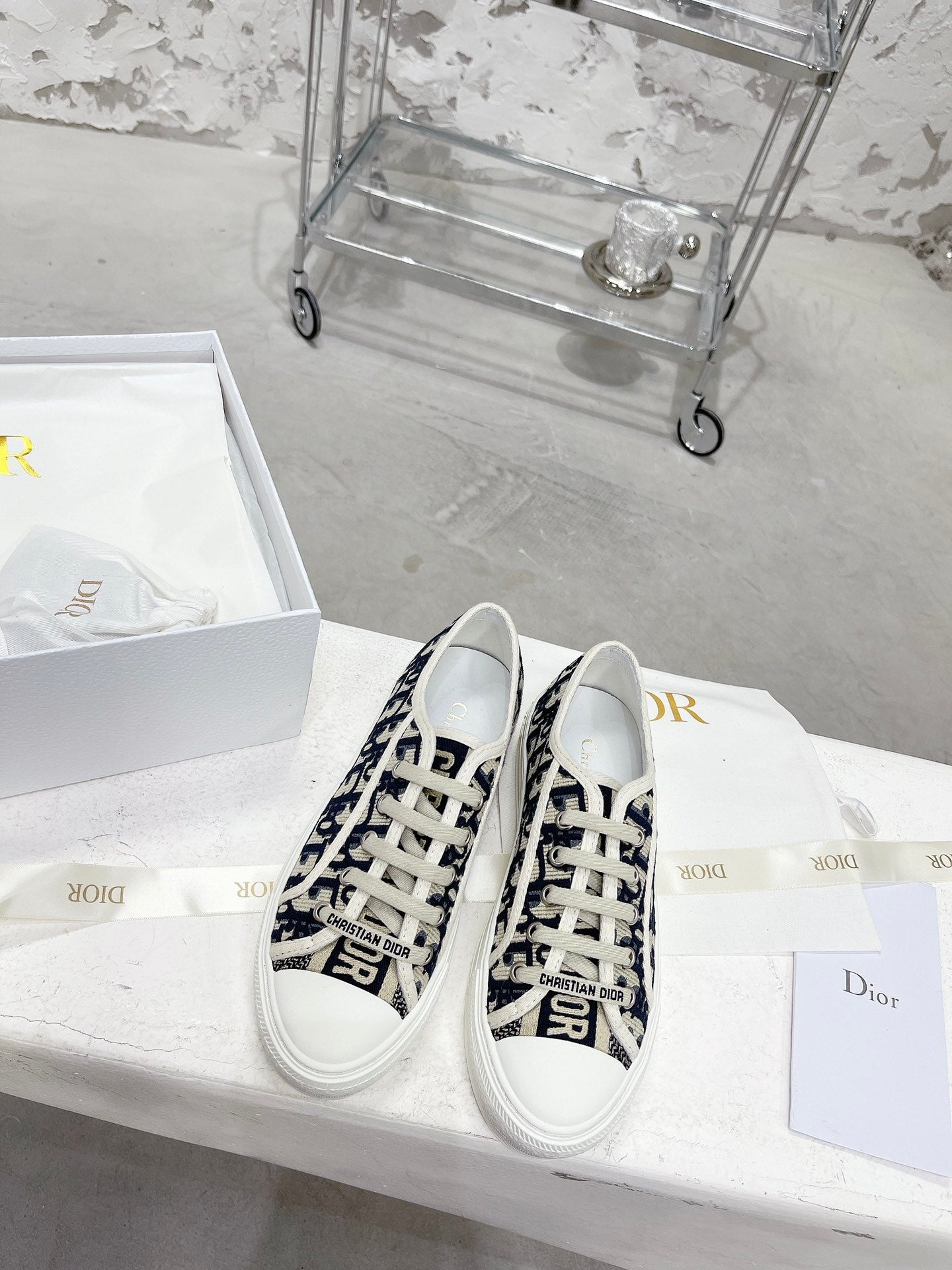 D new arrival women sneakers 02