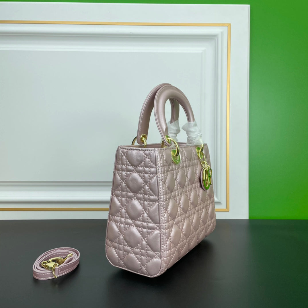 D Ultra-matte 🖤 SO BLACK 24 cm