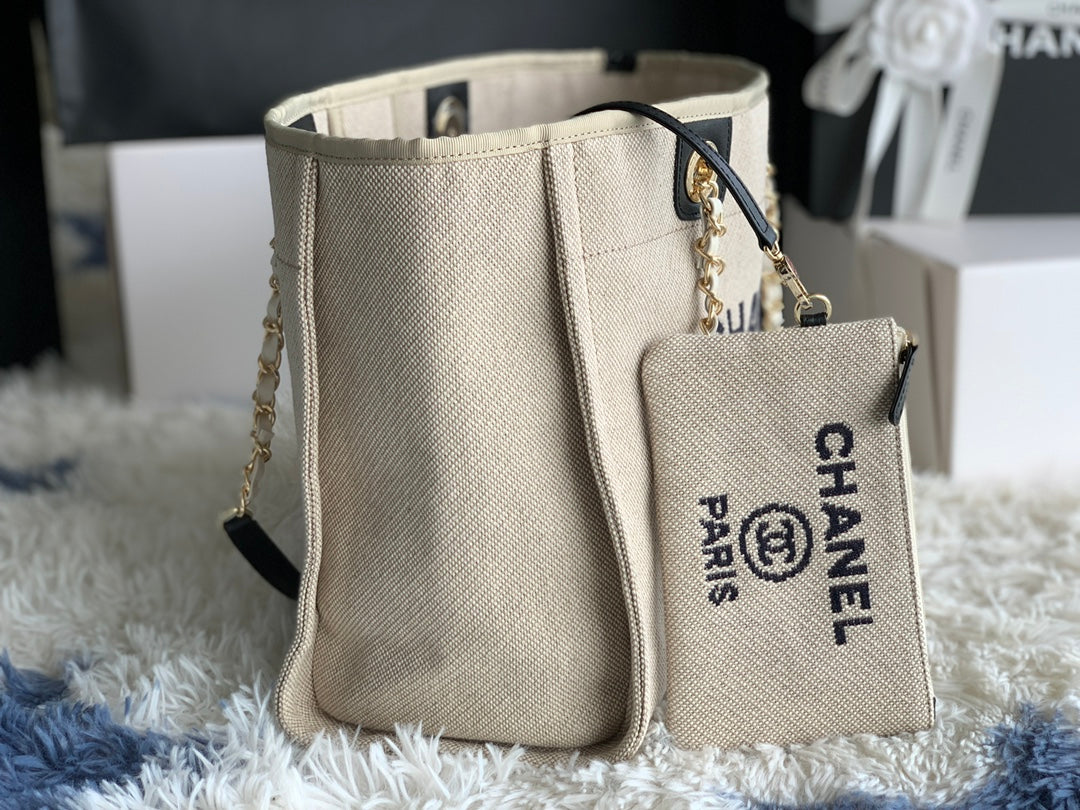 CC new arrival tote bag size: 38X32X18CM (Top quality )