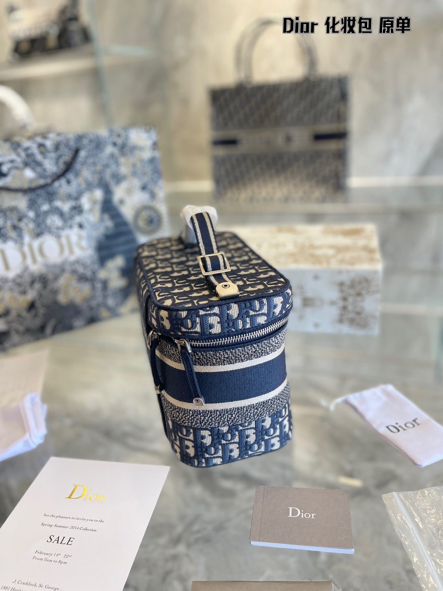 D new arrival bucket bag size;25*15*14cm