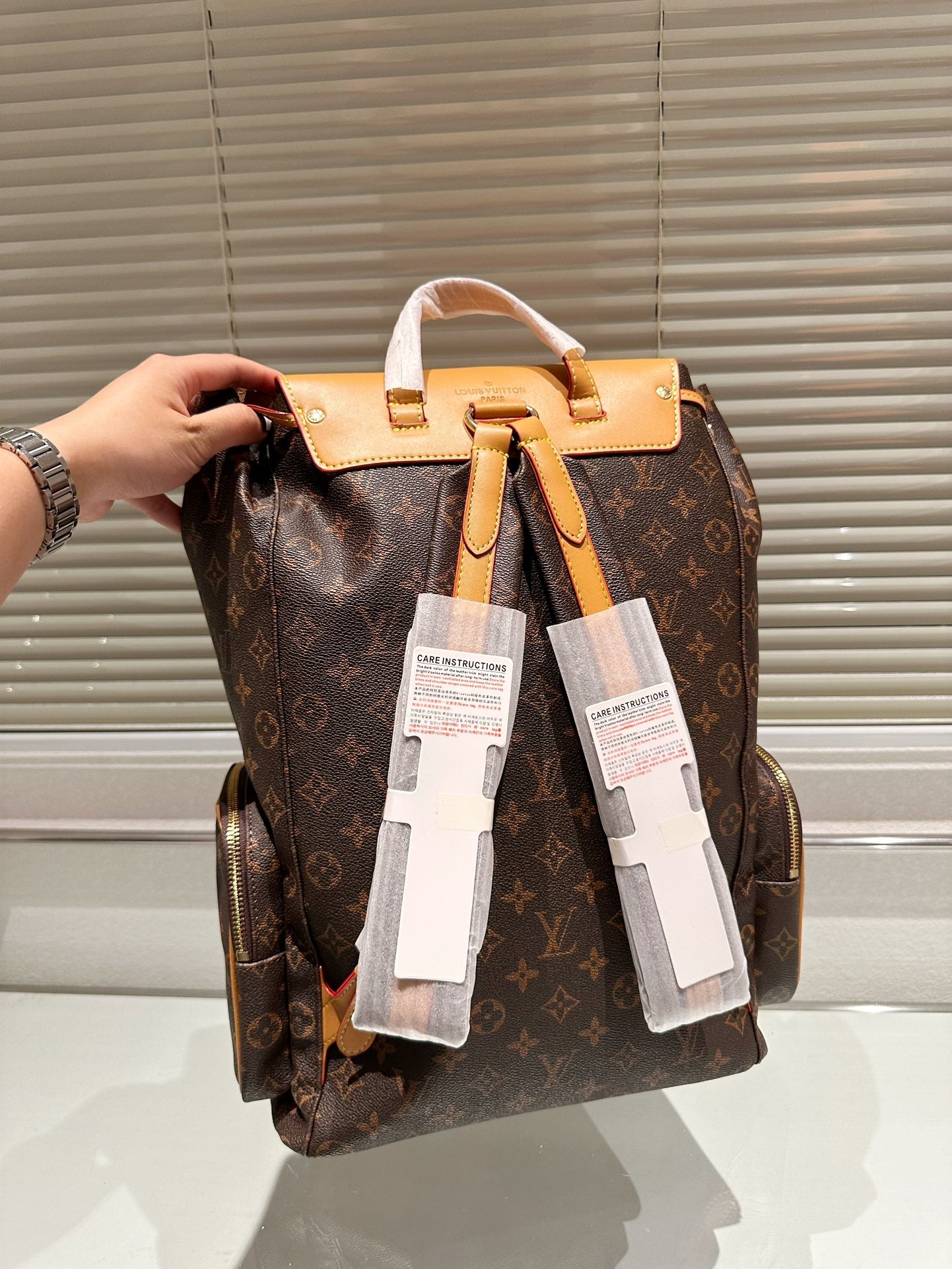 Louis Petite Malle Monogram backpack bag size : 37*45 cm