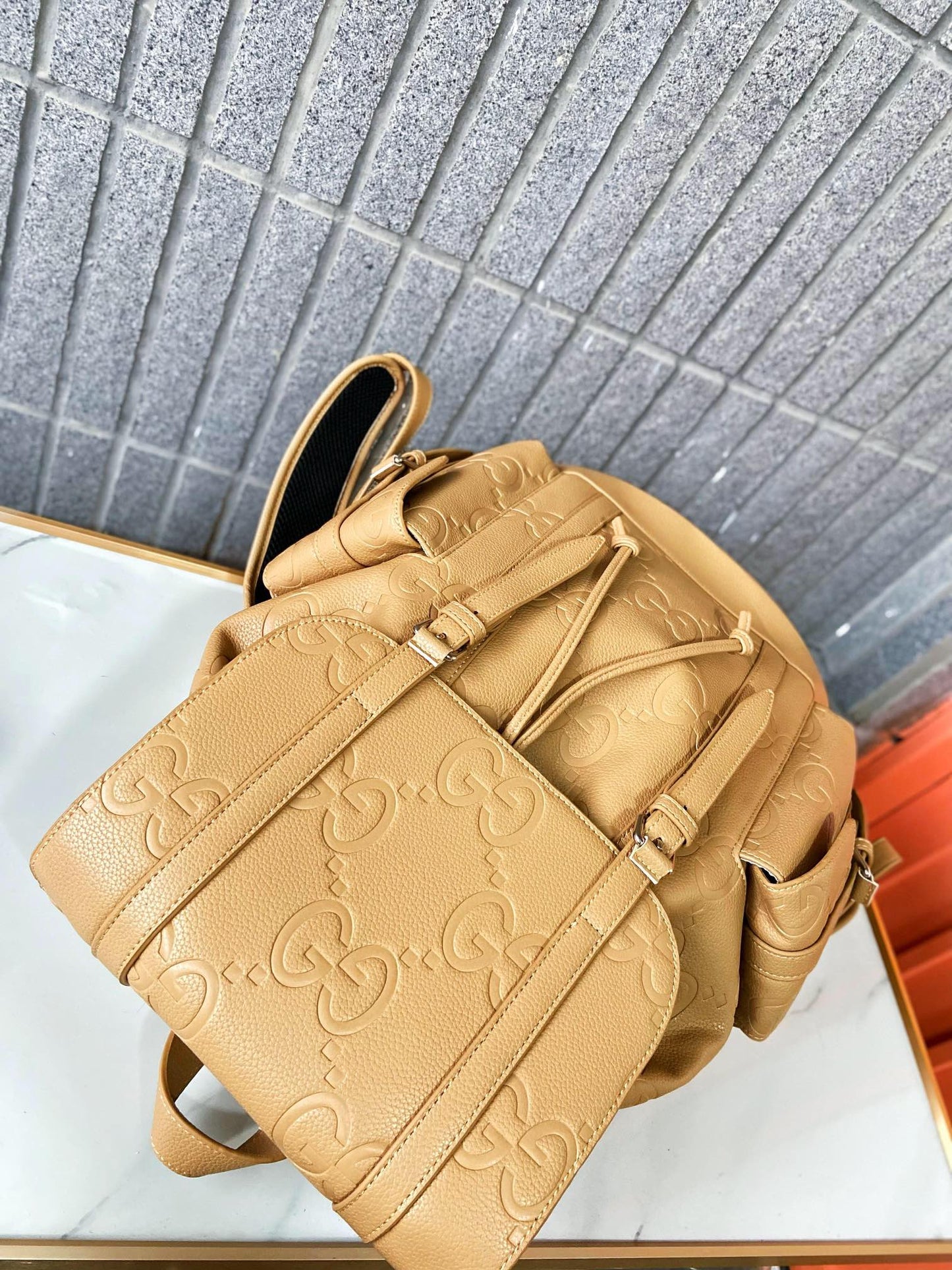 GG new arrival backpack bag size : 32 x 42 cm