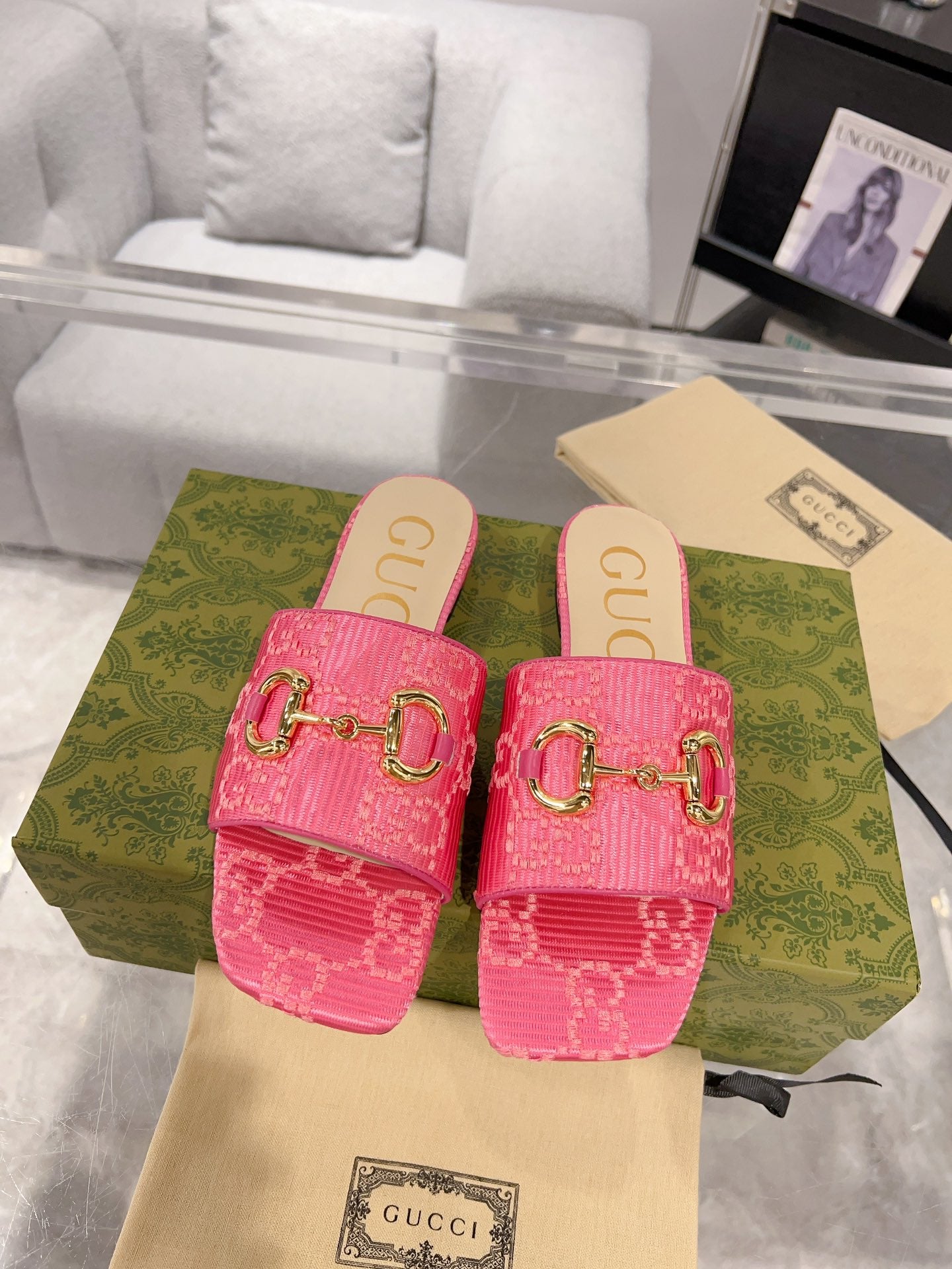 GG new arrival women slippers 01