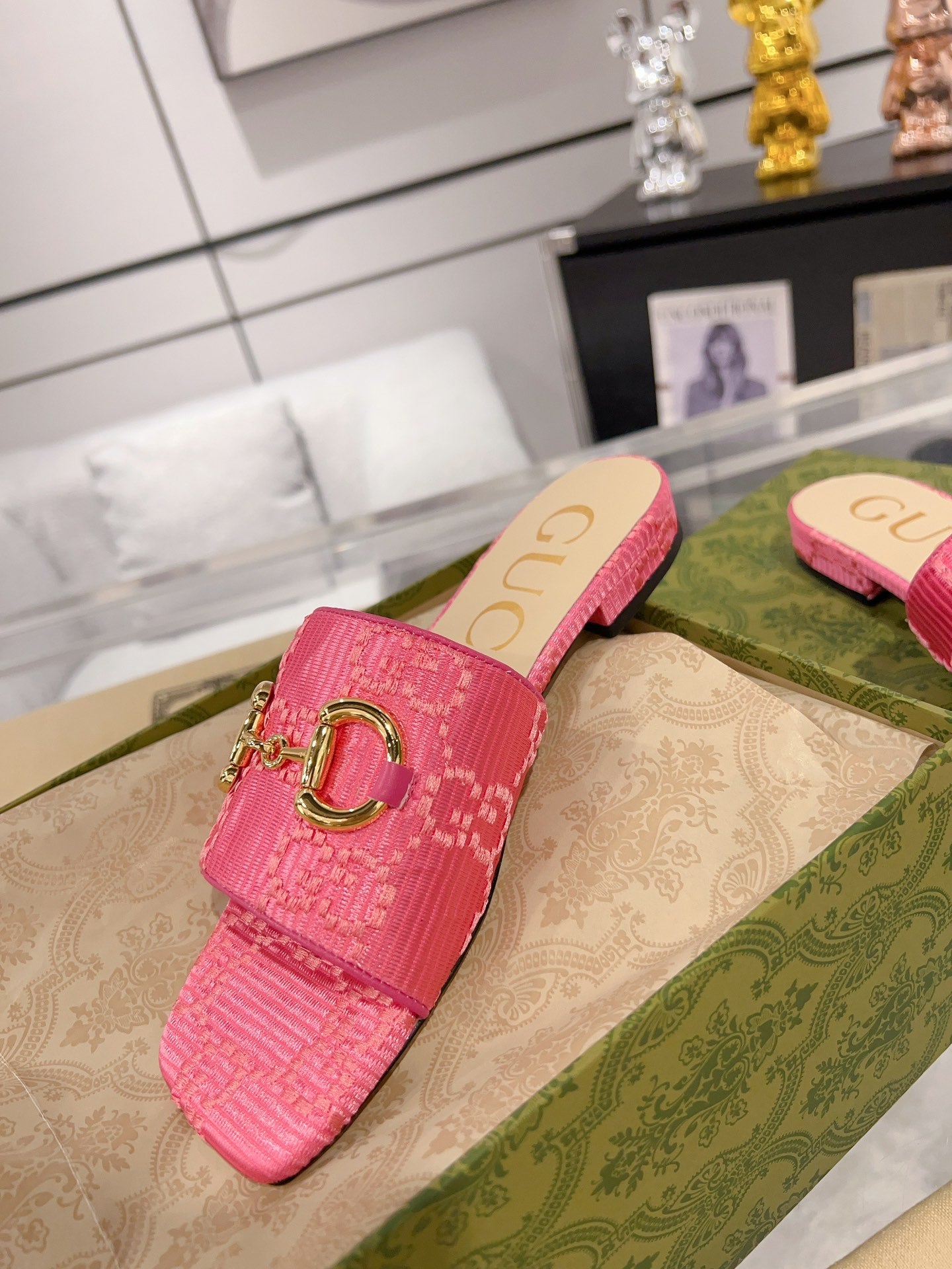 GG new arrival women slippers 01